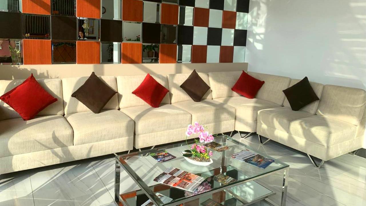 Sm Hotel Plus Lima Bagian luar foto